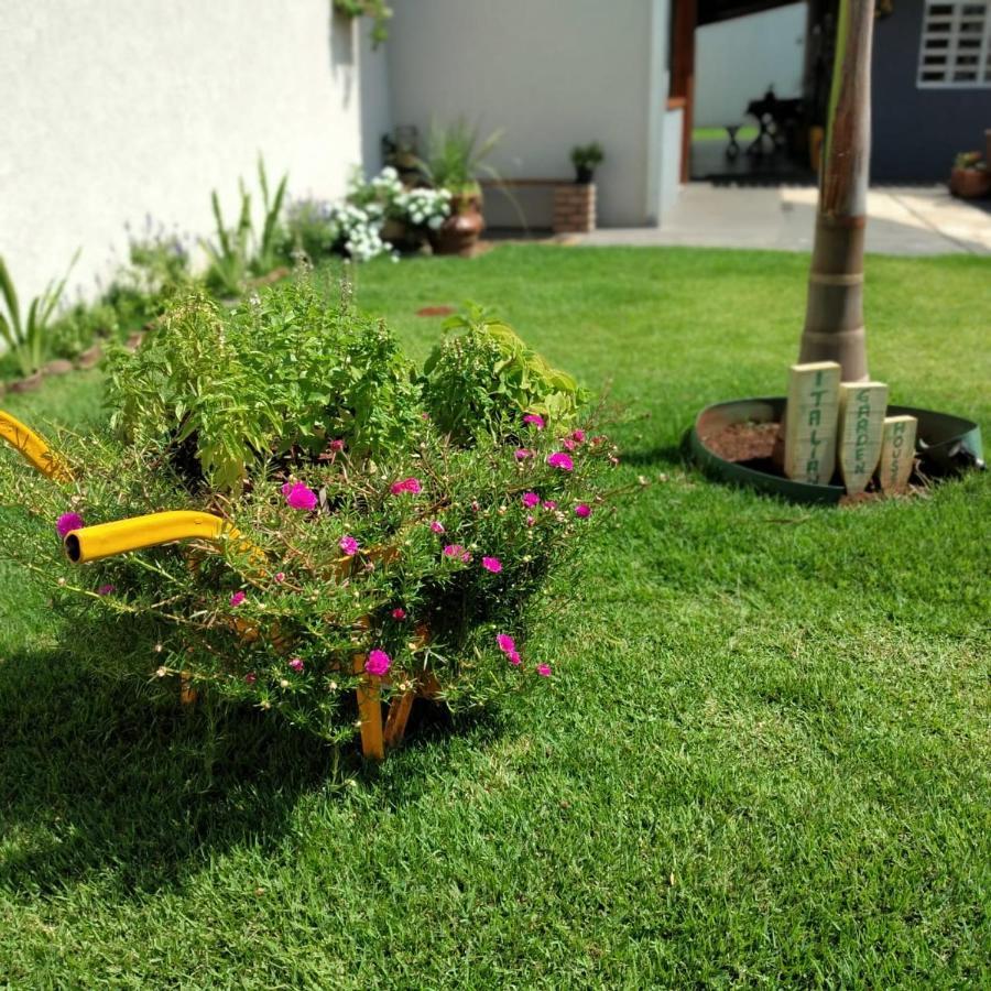 Pousada e Hotel Italian Garden House Campo Grande  Bagian luar foto