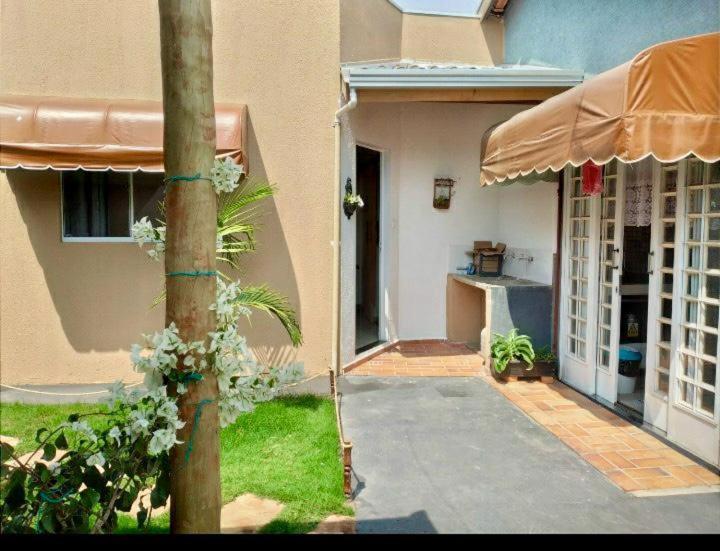 Pousada e Hotel Italian Garden House Campo Grande  Bagian luar foto